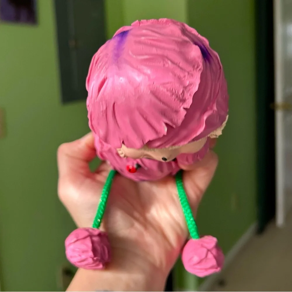 Vintage Pink Sitting Cabbage Girl Farmhouse Cottagecore Ladybug Decor Art - Picture 9 of 10